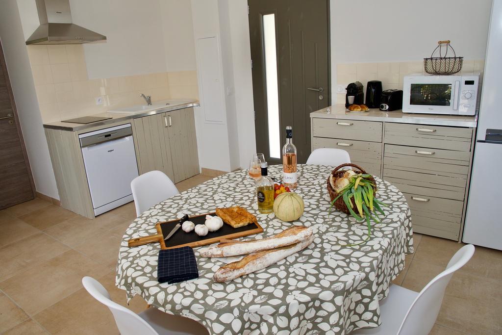 Les Lodges Du Pic Le Triadou Esterno foto