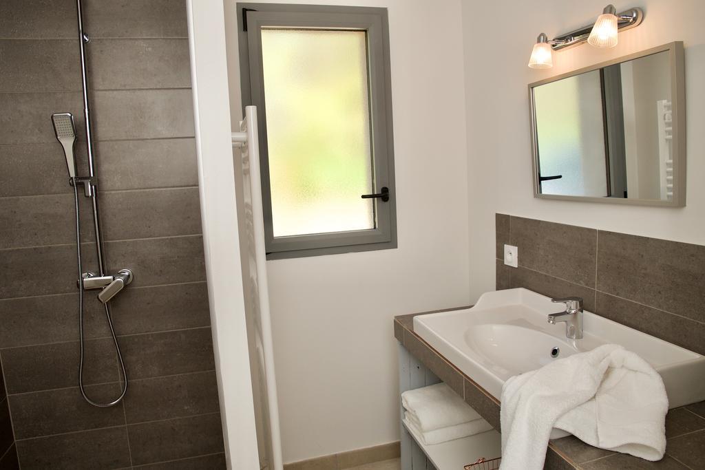 Les Lodges Du Pic Le Triadou Esterno foto
